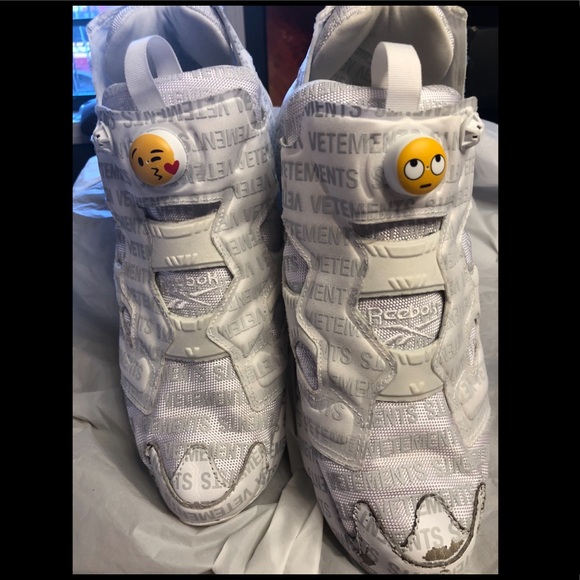 Vetements Logo Reebok White Emoji SIZE US 13 - Picture 4 of 14